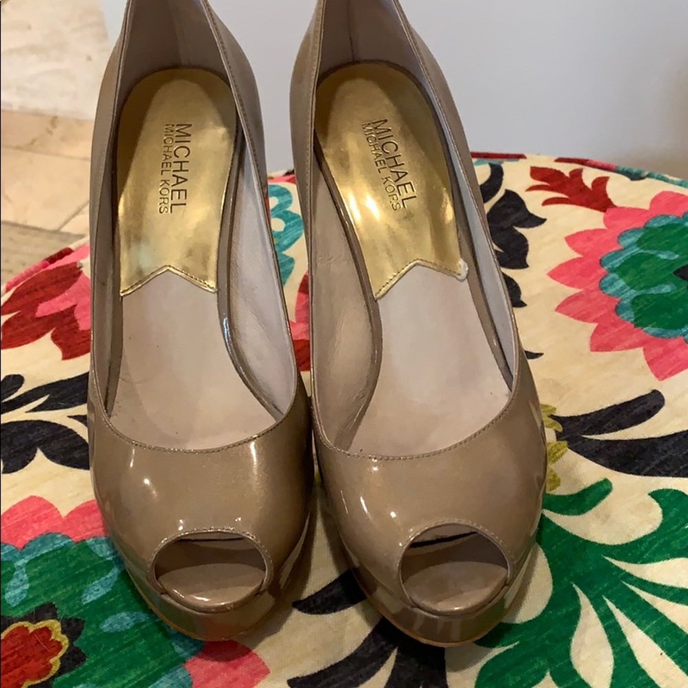 Stunning Michael Kors platform heels